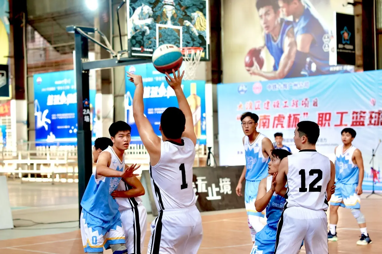 工会干事王, 滚动的是协